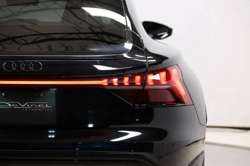 2022 Audi RS e-tron GT quattro