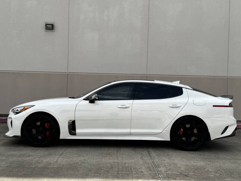 2020 Kia Stinger GT1