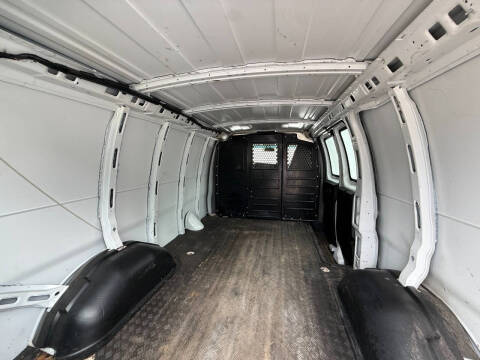 2020 GMC Savana 2500