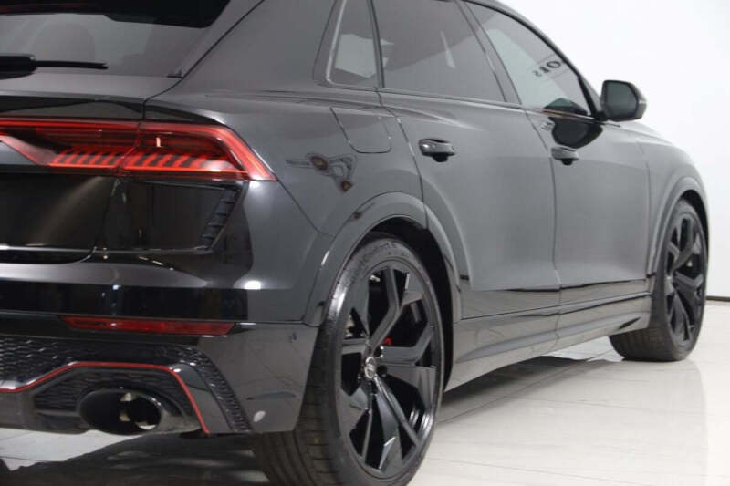 2023 Audi RS Q8 4.0T quattro