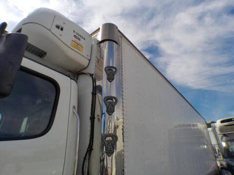 2018 Freightliner M2 106