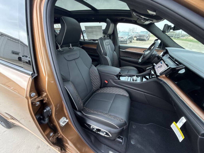 2026 Jeep Grand Cherokee L Summit