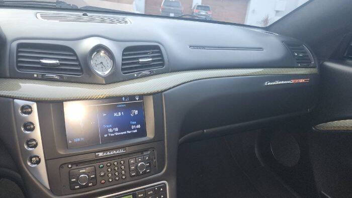 2012 Maserati Gran Turismo