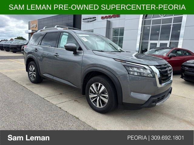 2025 Nissan Pathfinder SL