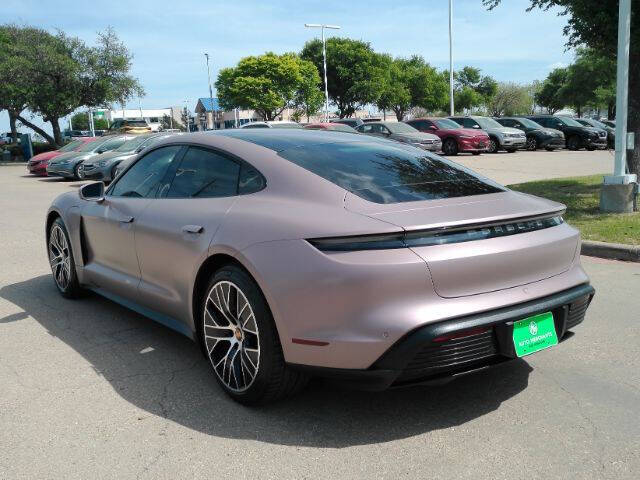 2022 Porsche Taycan