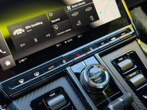 2025 Aston Martin Vantage