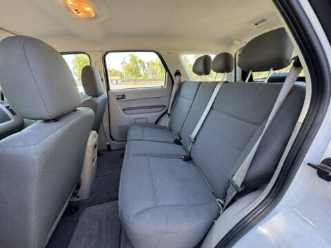 2009 Ford Escape XLS