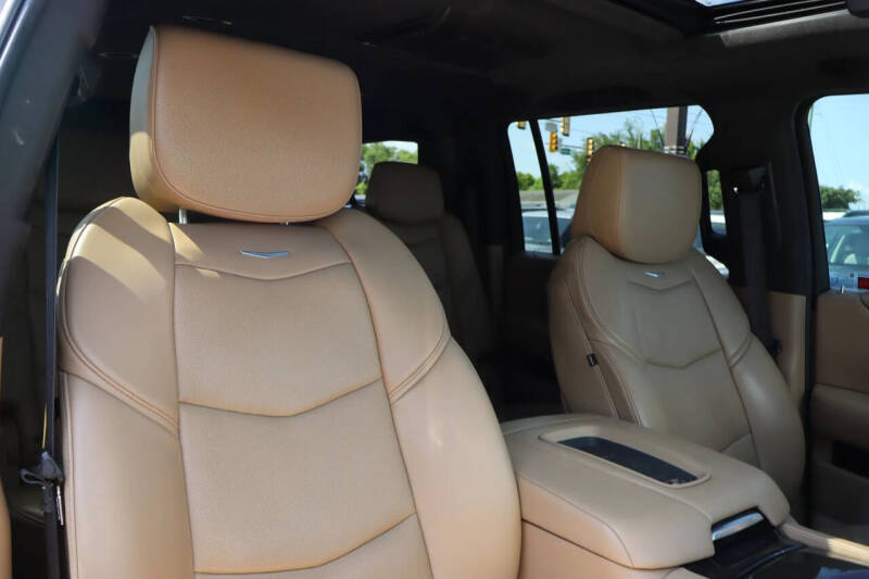 2018 Cadillac Escalade ESV Platinum