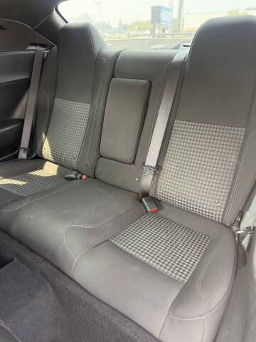 2019 Dodge Challenger SXT