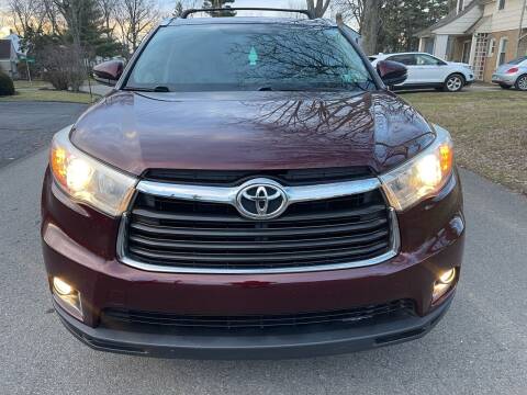 2016 Toyota Highlander for sale at Via Roma Auto Sales in Columbus OH