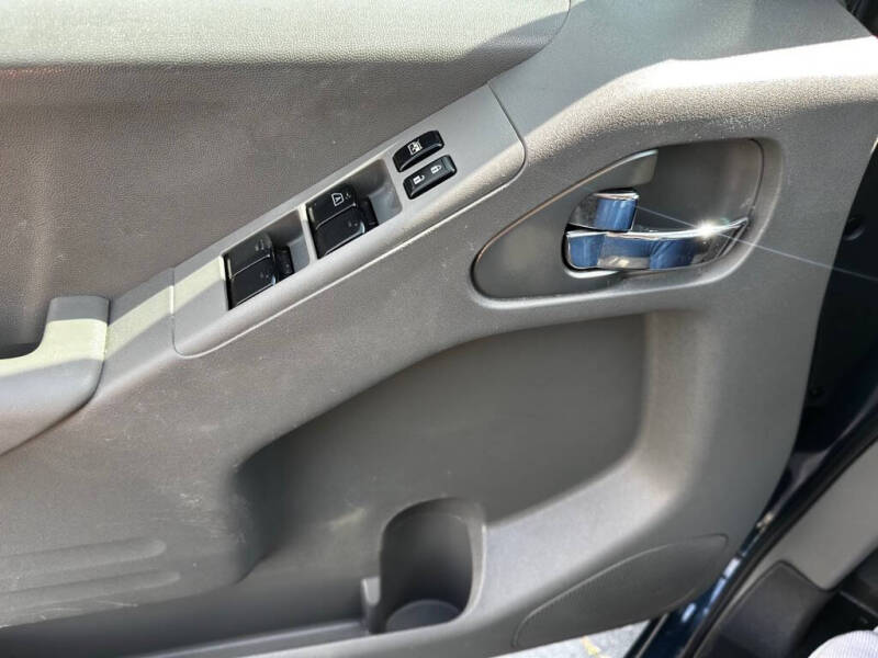 2020 Nissan Frontier SV
