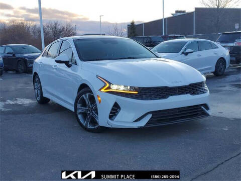 2023 Kia K5 EX