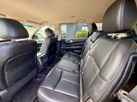 2016 Nissan Pathfinder SL