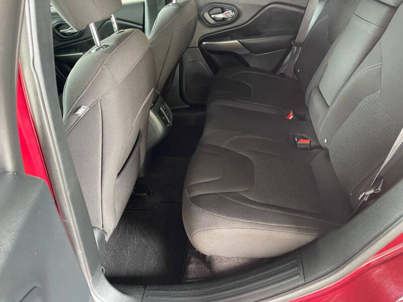 2019 Jeep Cherokee Latitude