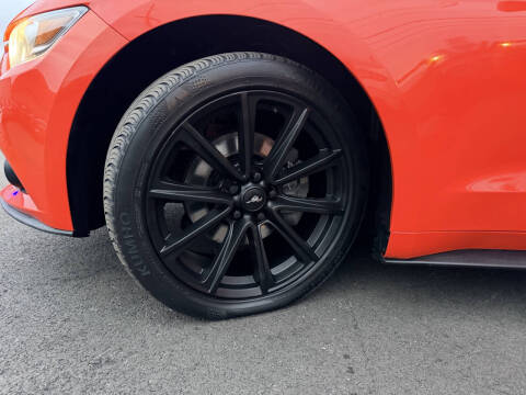 2016 Ford Mustang V6