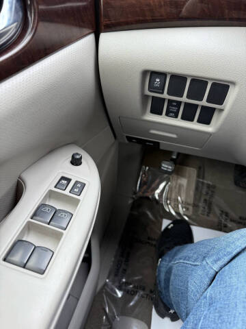 2017 Nissan Quest SV