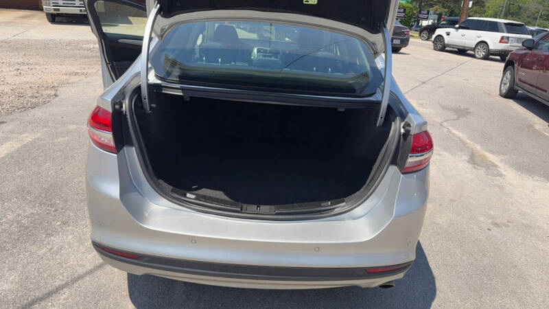 2017 Ford Fusion SE