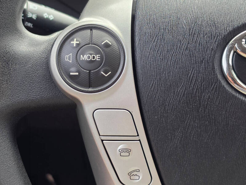 2012 Toyota Prius Two