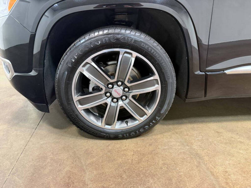 2017 GMC Acadia Denali