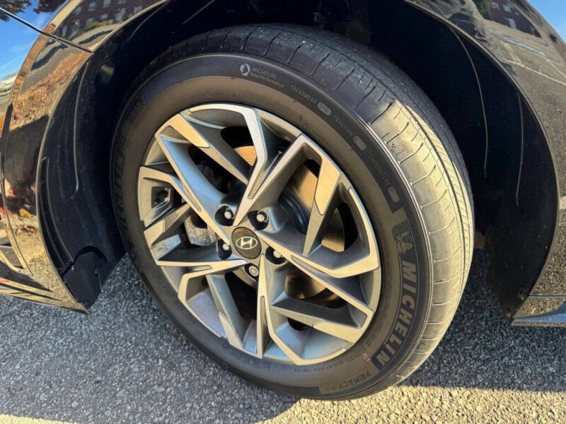 2022 Hyundai Sonata SEL