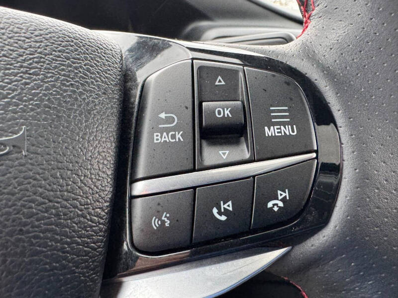 2024 Ford Explorer ST-Line