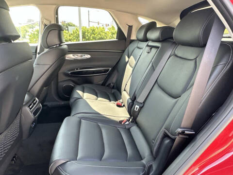 2026 Genesis GV70
