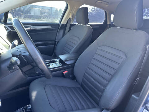 2019 Ford Fusion SE
