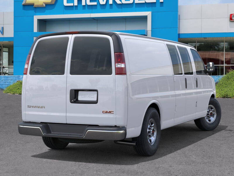 2026 GMC Savana 2500