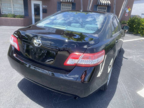 2011 Toyota Camry LE