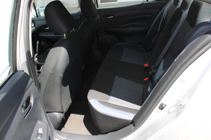 2025 Nissan Versa SV
