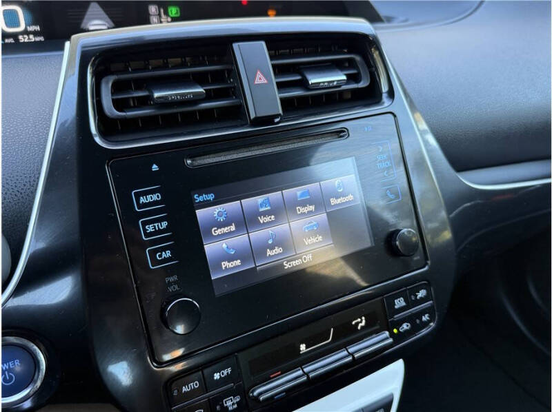 2016 Toyota Prius Two
