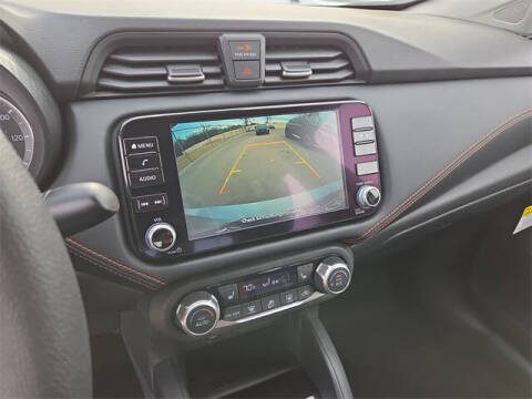 2025 Nissan Versa SR