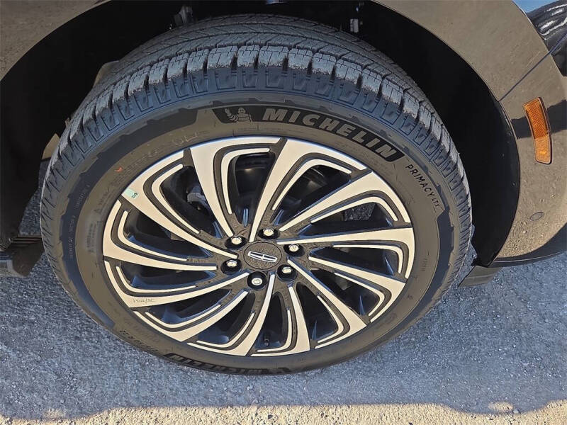 2025 Lincoln Navigator L Black Label