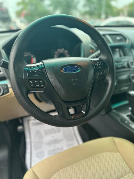 2016 Ford Explorer