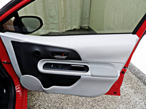 2014 Toyota Prius c Two