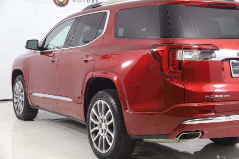 2023 GMC Acadia Denali