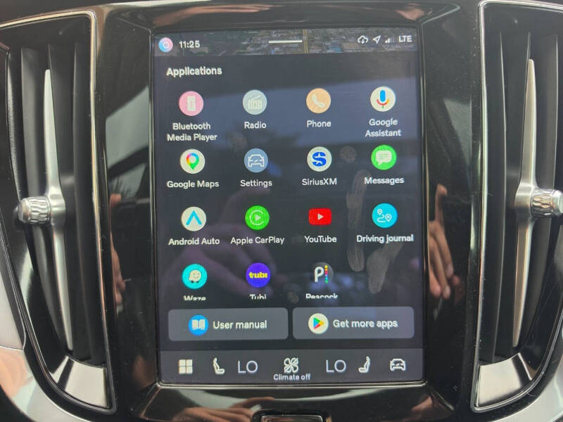 2024 Volvo S60 B5 Core Dark Theme