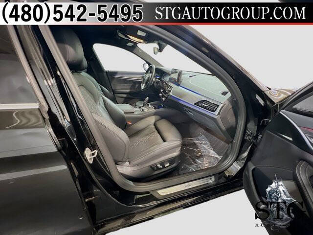 2022 BMW 5 Series 530i