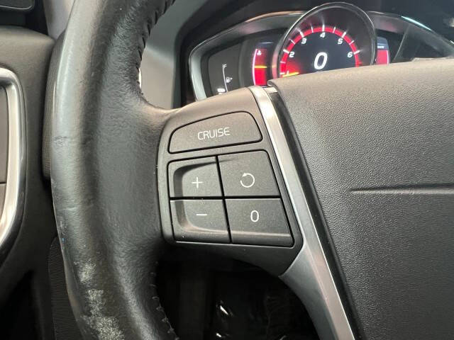 2016 Volvo XC60 T6 Drive-E