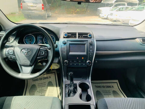 2017 Toyota Camry LE