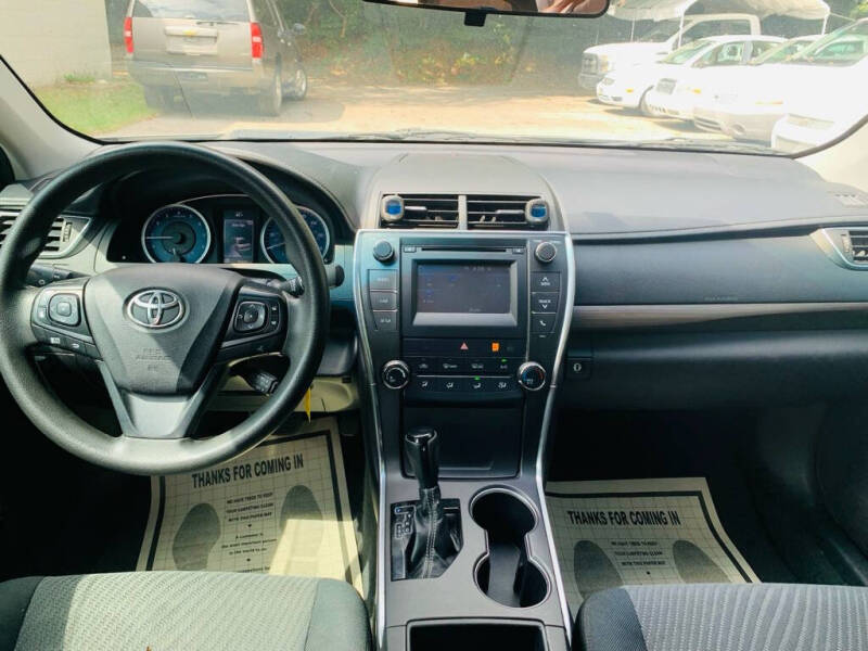 2017 Toyota Camry LE