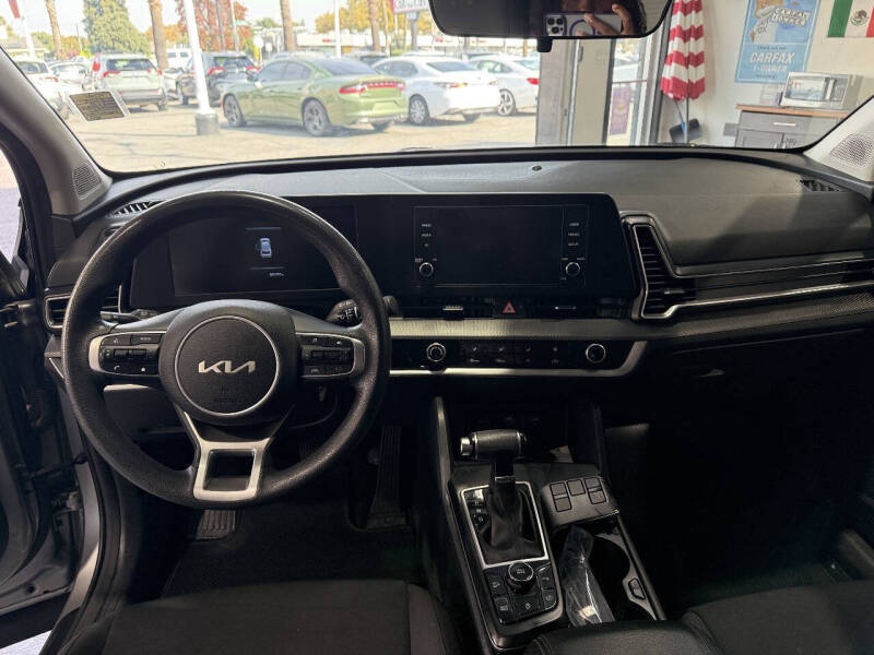 2023 Kia Sportage LX