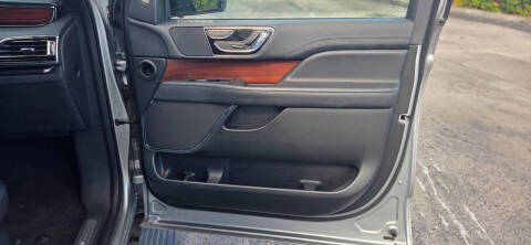 2023 Lincoln Navigator Standard