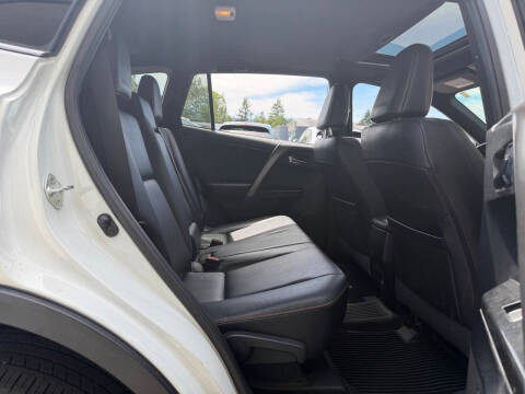 2016 Toyota RAV4 SE