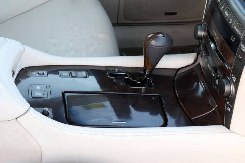 2007 Lexus LS 460