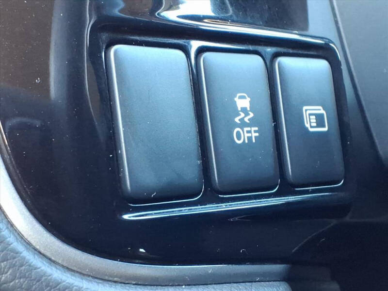 2018 Mitsubishi Outlander ES