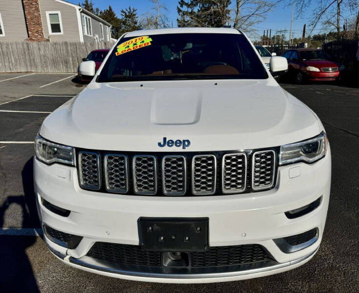 2019 Jeep Grand Cherokee Summit