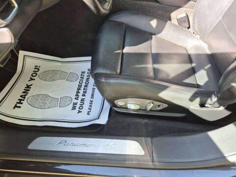 2011 Porsche Panamera 4S
