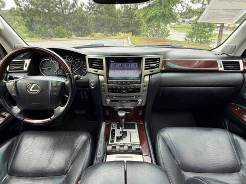 2015 Lexus LX 570