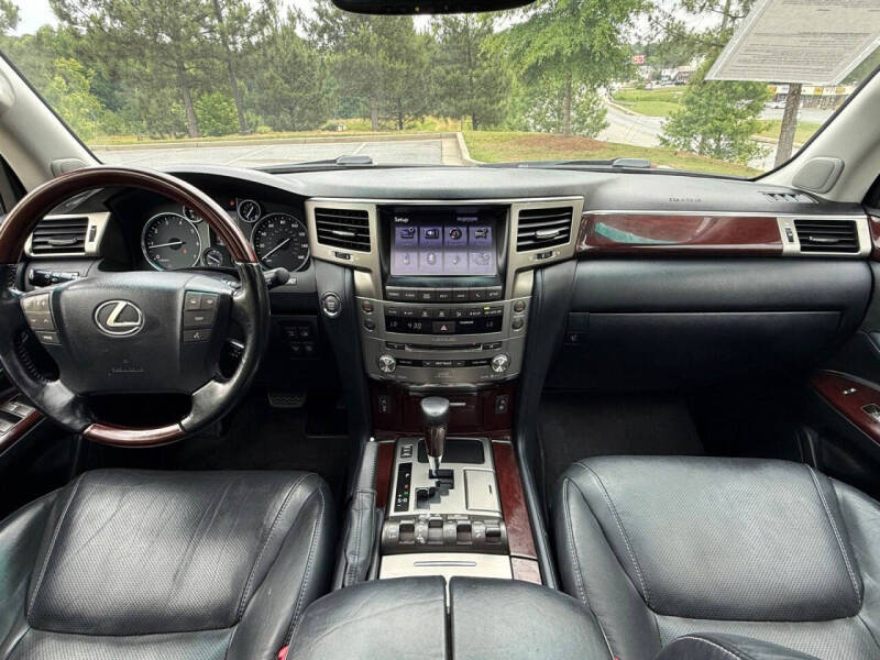 2015 Lexus LX 570